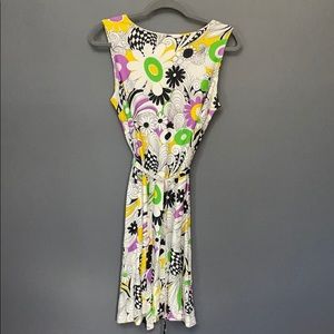 Amazing Vintage 1960’s Patterned Dress w/ Belt